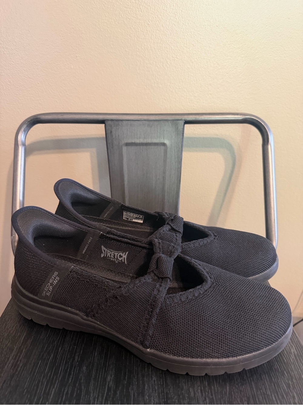 Skechers Slip-Ins Stretch Fit Black Mary Jane Shoes Women’s 9.5